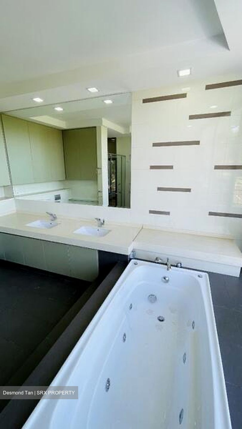 The Peak (D5), Condominium #602948171